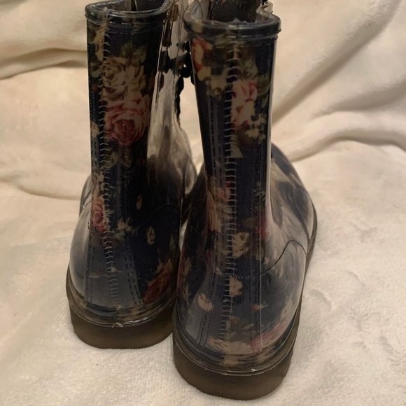 EUC Forever 21 Floral Lace Up Combat Boot Size 8 - Picture 3 of 6